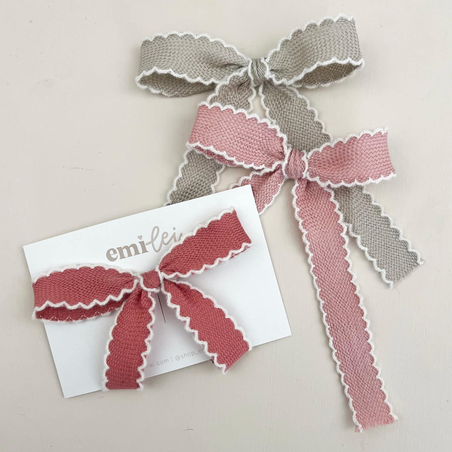 Bow Clips | Single Scalloped Long Bow