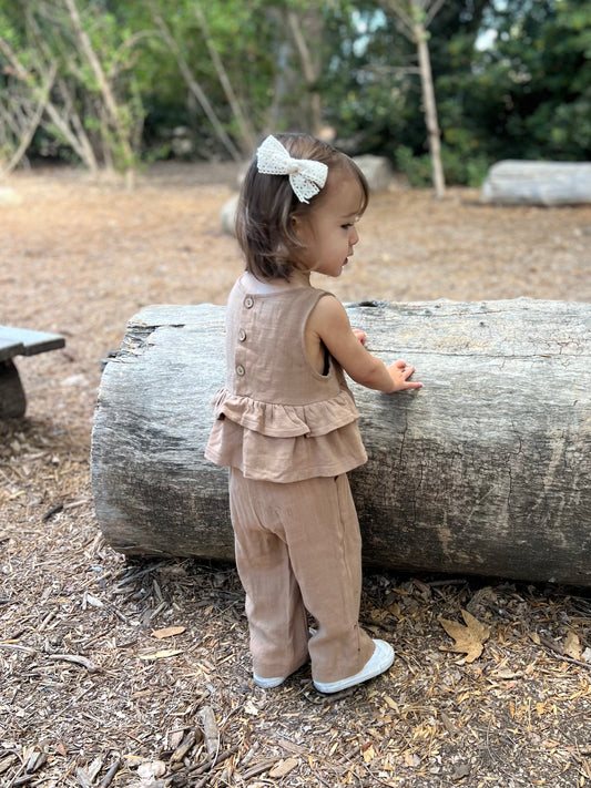 Linen Ruffle Top Set | Acorn